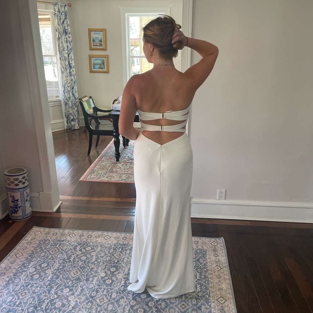 La Femme size 8 prom/formal dress
